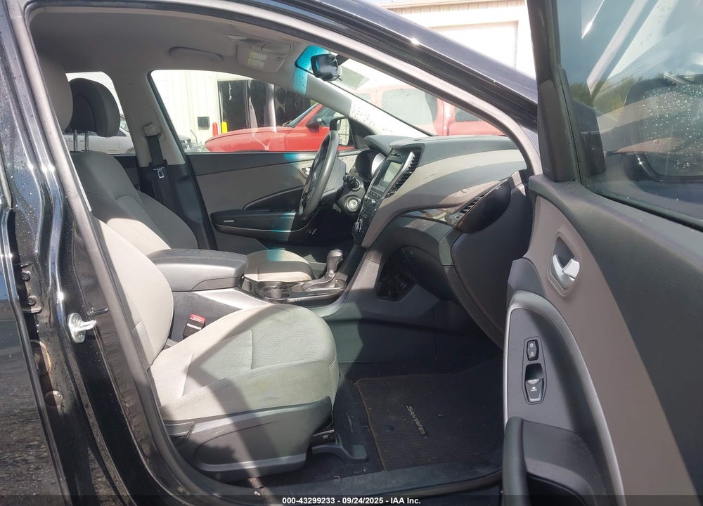 2017 HYUNDAI SANTA FE VIN: 5NMZU3LBXHH034209
