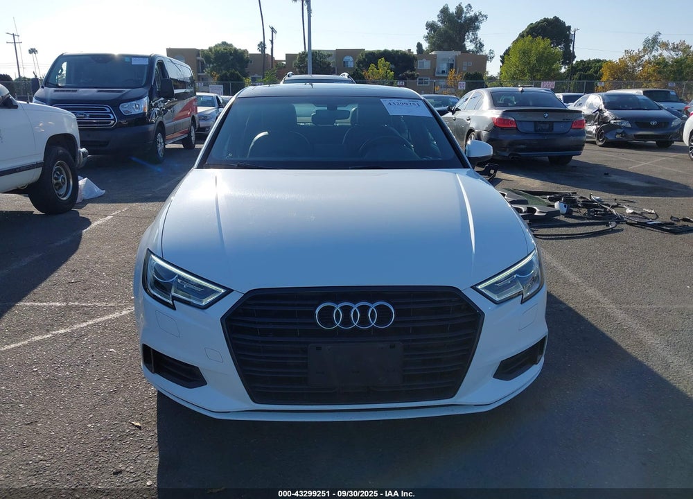 2019 AUDI A3 40 PREMIUM/40 TITANIUM PREMIUM VIN: WAUAUGFF7KA097687