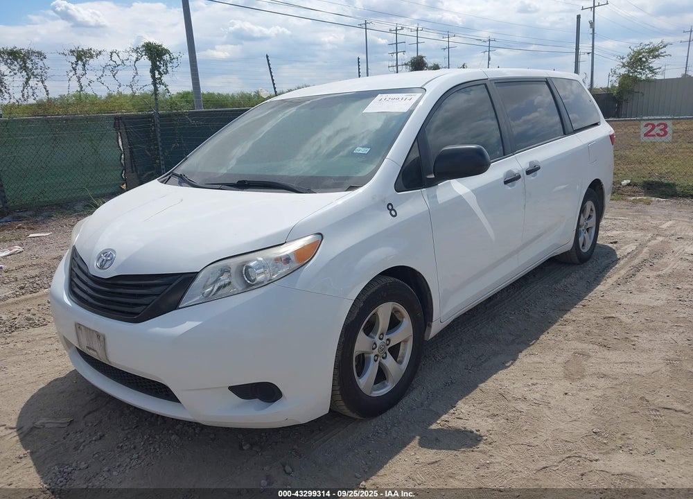 2017 TOYOTA SIENNA VIN: 5TDZZ3DC2HS858453