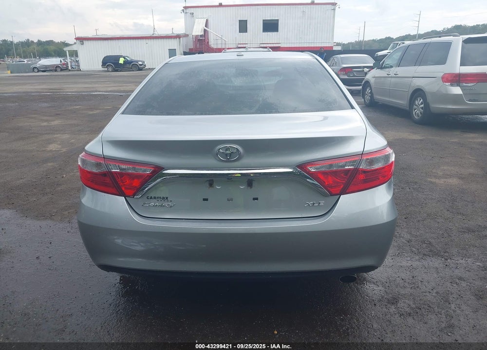 2015 TOYOTA CAMRY XLE VIN: 4T1BF1FKXFU967475