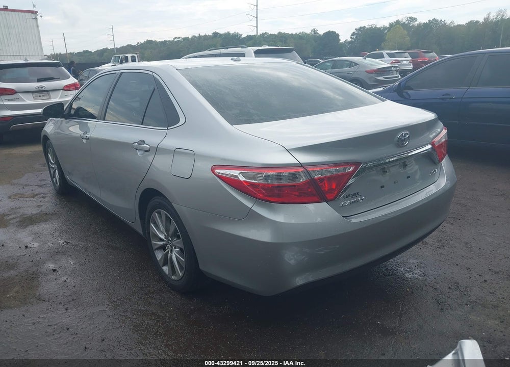2015 TOYOTA CAMRY XLE VIN: 4T1BF1FKXFU967475