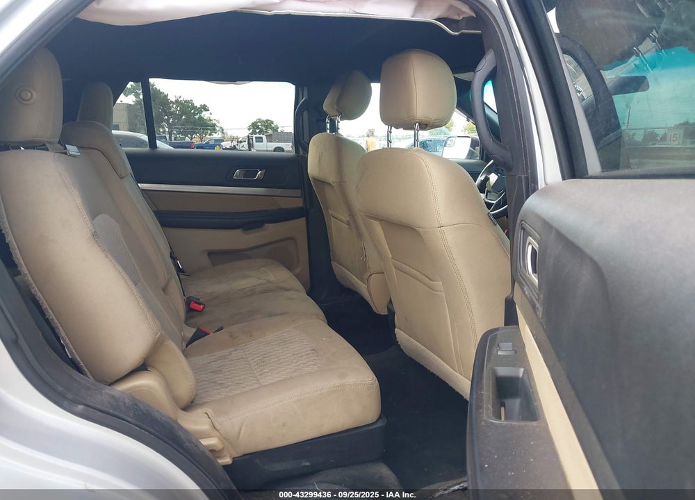 2017 FORD EXPLORER VIN: 1FM5K7B84HGA44870