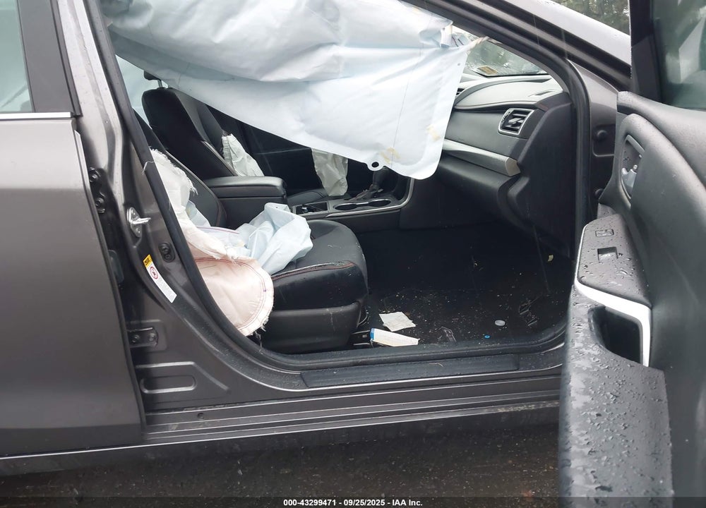 2016 TOYOTA CAMRY VIN: 4T1BF1FK3GU135817