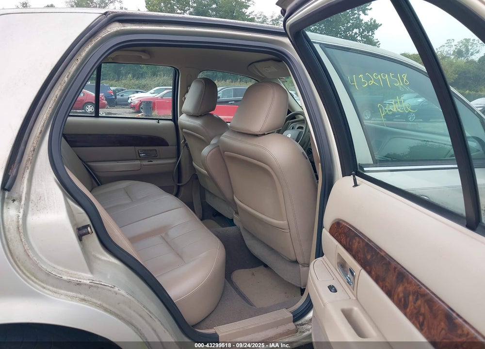 2005 MERCURY GRAND MARQUIS LS/LSE VIN: 2MEHM75W05X629701
