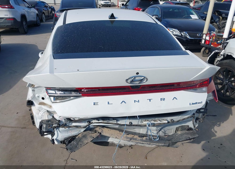 2023 HYUNDAI ELANTRA LIMITED VIN: 5NPLP4AG8PH113249