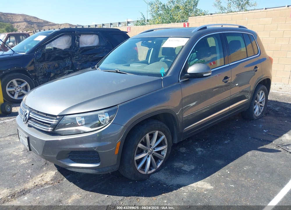2017 VOLKSWAGEN TIGUAN 2.0T WOLFSBURG EDITION VIN: WVGSV7AX0HK030111