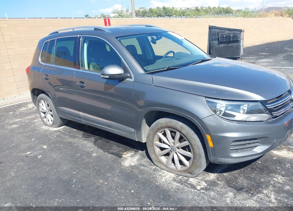 2017 VOLKSWAGEN TIGUAN 2.0T WOLFSBURG EDITION VIN: WVGSV7AX0HK030111