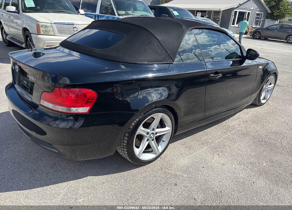 2011 BMW 135 I VIN: WBAUN7C59BVM24248