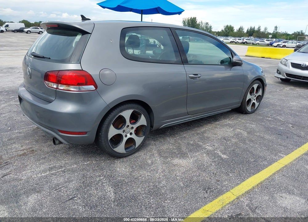 2011 VOLKSWAGEN GTI 2-DOOR VIN: WVWEV7AJ8BW028622