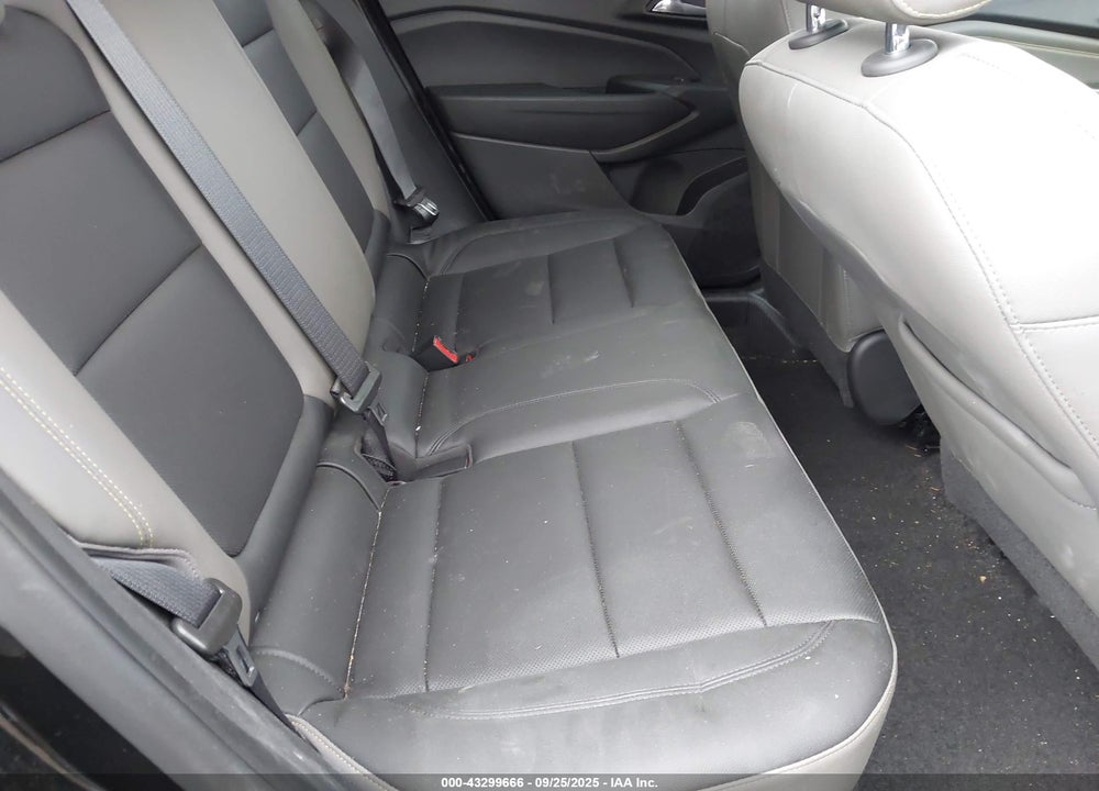 2025 CHEVROLET TRAX FWD ACTIV VIN: KL77LKEP7SC147700