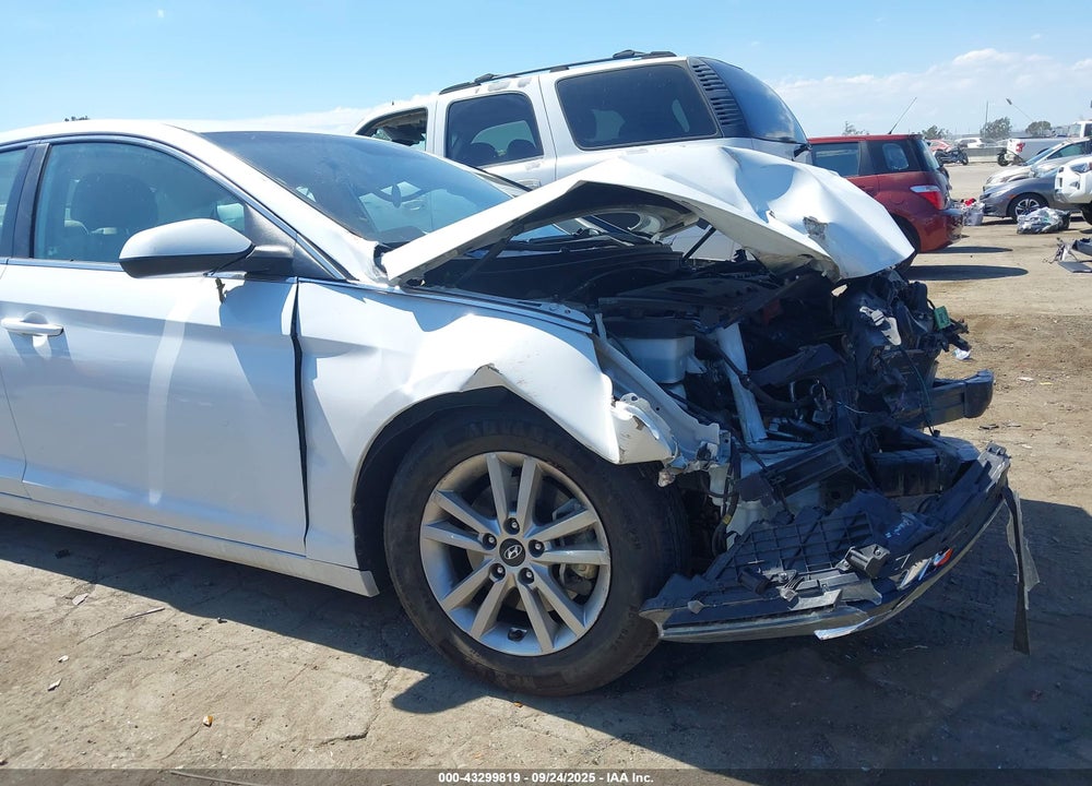 2017 HYUNDAI SONATA VIN: 5NPE24AF0HH472594