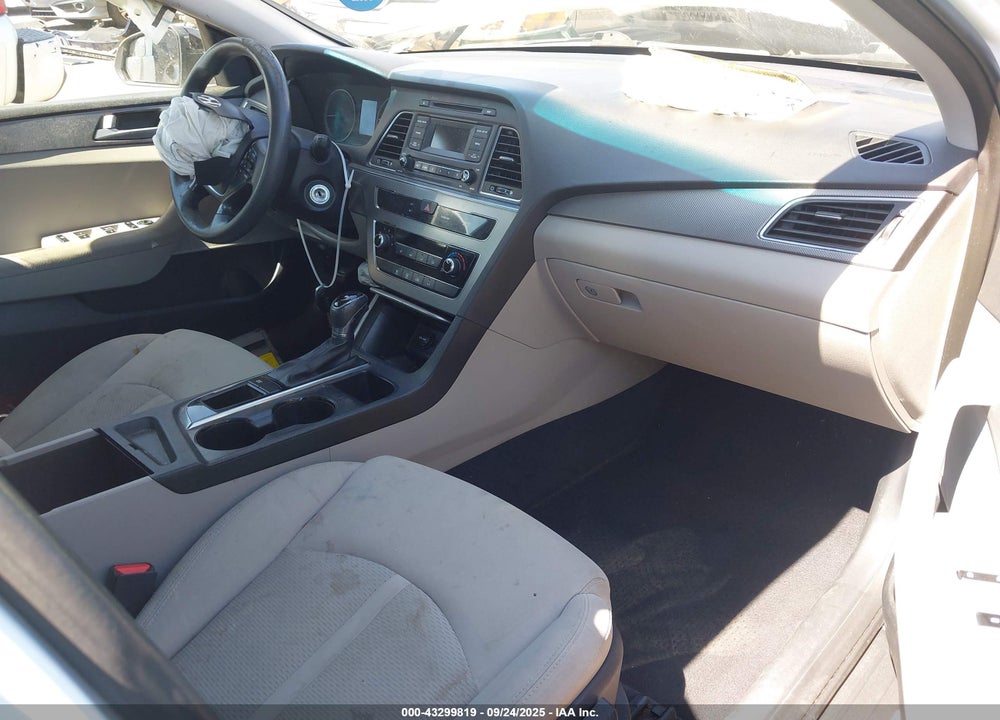 2017 HYUNDAI SONATA VIN: 5NPE24AF0HH472594