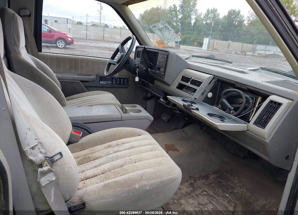 1991 GMC SIERRA C2500 VIN: 1GTFC24K0ME546248