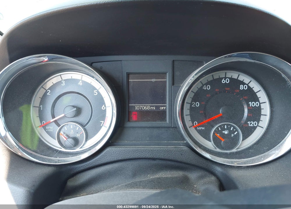 2015 DODGE GRAND CARAVAN SXT VIN: 2C4RDGCG8FR555760