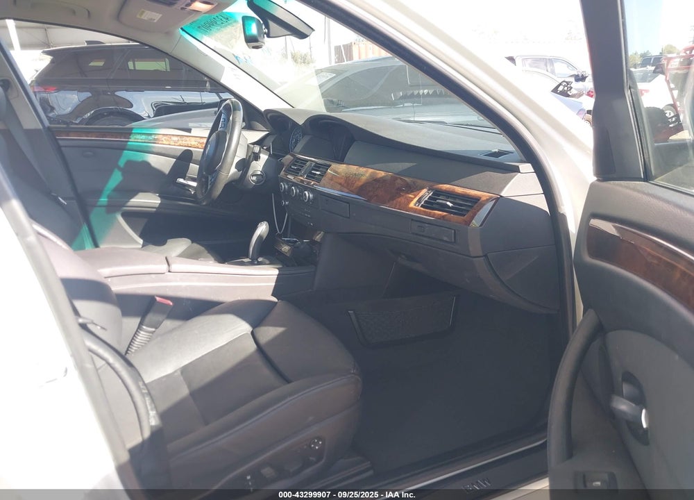 2008 BMW 535I VIN: WBANW13568CZ74381