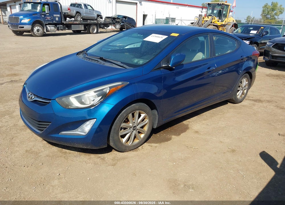 2014 HYUNDAI ELANTRA VIN: KMHDH4AE5EU111523