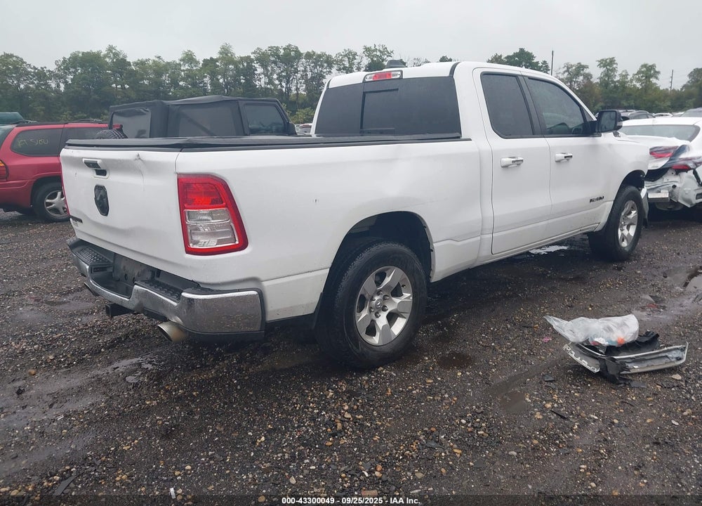 2020 RAM 1500 BIG HORN 4X2 6'4 BOX VIN: 1C6RREBT0LN277733