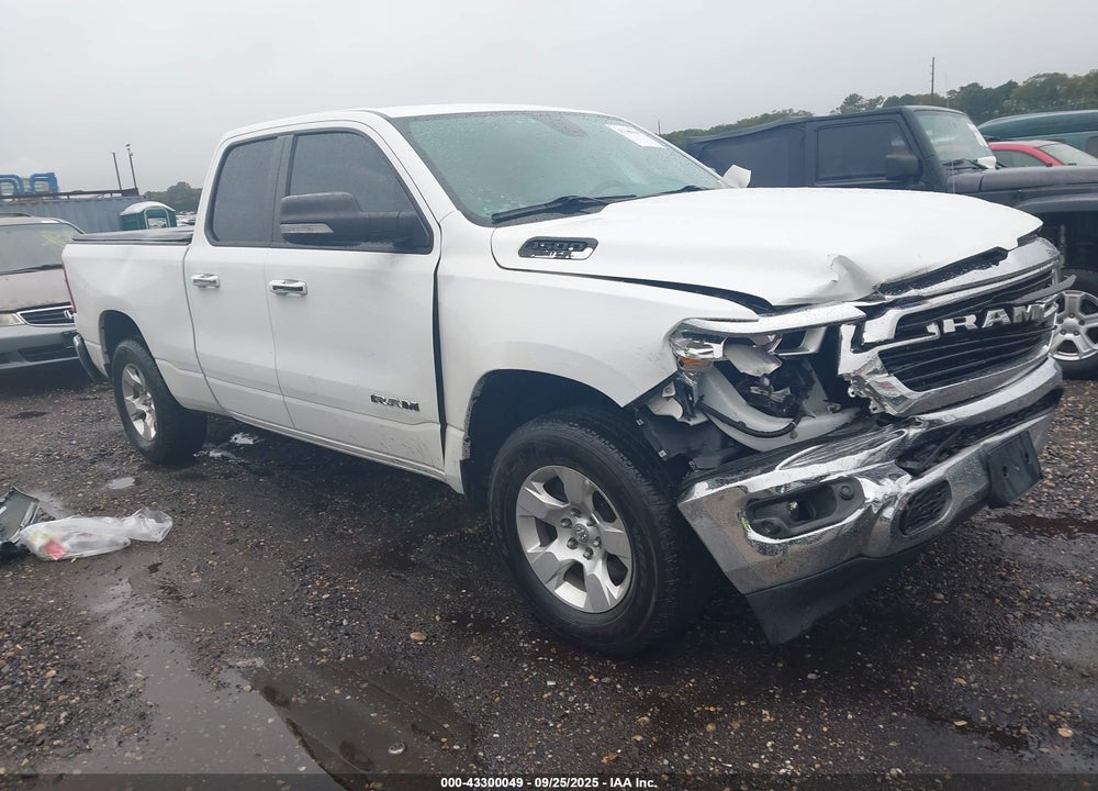 2020 RAM 1500 BIG HORN 4X2 6'4 BOX VIN: 1C6RREBT0LN277733
