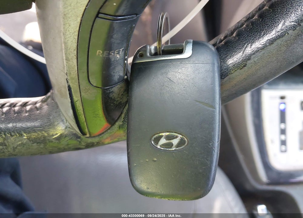 2012 HYUNDAI ELANTRA VIN: KMHDH4AE9CU334225