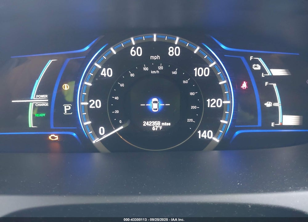 2017 HONDA ACCORD VIN: JHMCR6F52HC017352