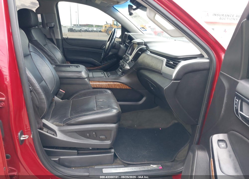 2015 CHEVROLET SUBURBAN 1500 LTZ VIN: 1GNSCKKC9FR243532