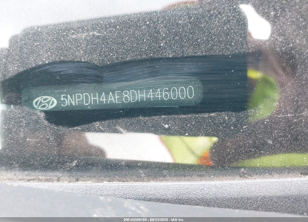 2013 HYUNDAI ELANTRA VIN: 5NPDH4AE8DH446000