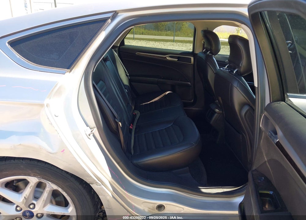 2014 FORD FUSION SE VIN: 3FA6P0HD3ER210151