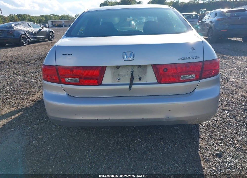 2005 HONDA ACCORD 2.4 LX VIN: 1HGCM56445L003449