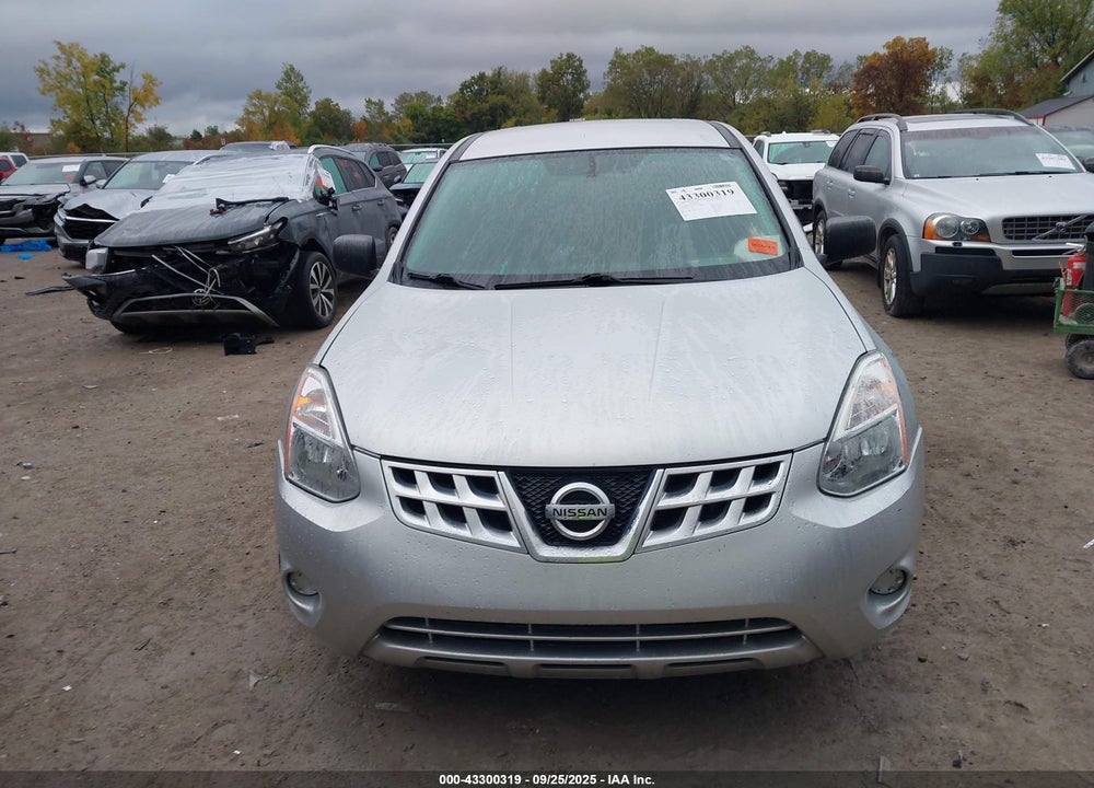 2015 NISSAN ROGUE VIN: JN8AS5MT4FW673948