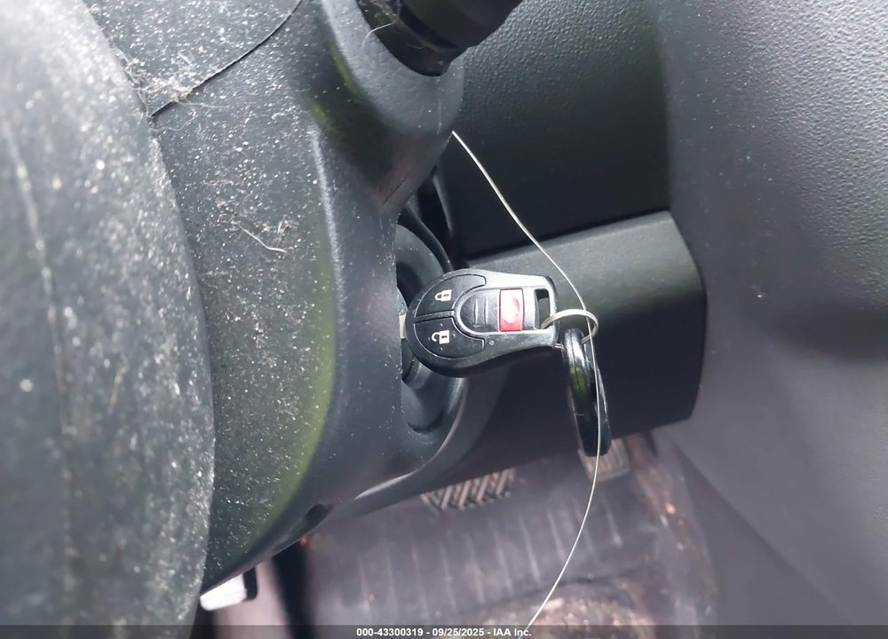 2015 NISSAN ROGUE VIN: JN8AS5MT4FW673948