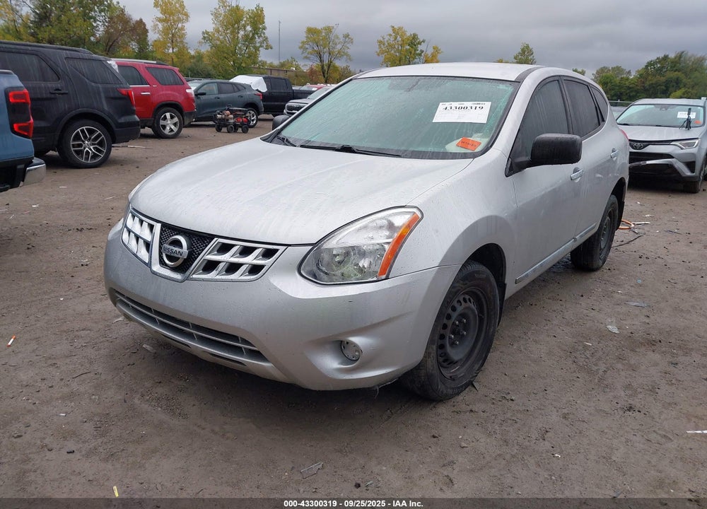 2015 NISSAN ROGUE VIN: JN8AS5MT4FW673948