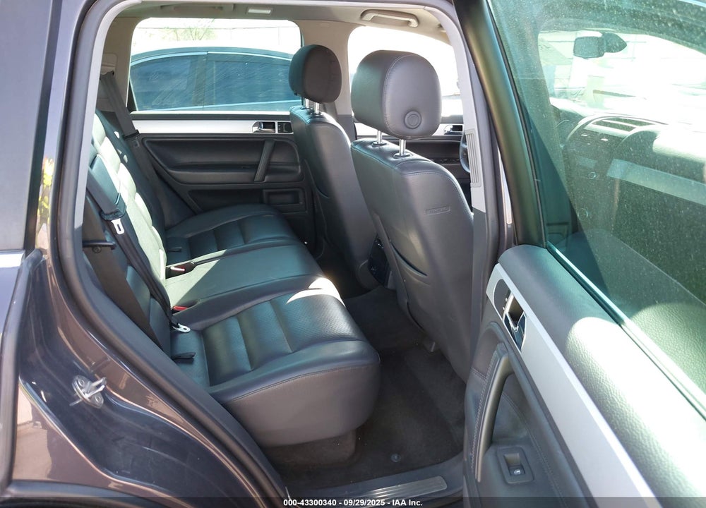 2009 VOLKSWAGEN TOUAREG VIN: WVGBE77L99D024107