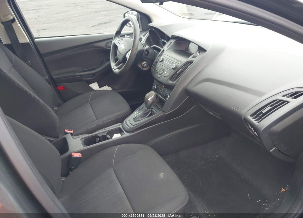 2018 FORD FOCUS VIN: 1FADP3E20JL307084