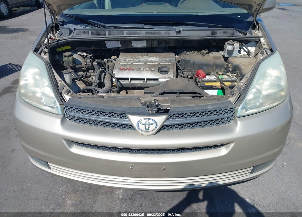 2004 TOYOTA SIENNA XLE VIN: 5TDZA22C74S172407