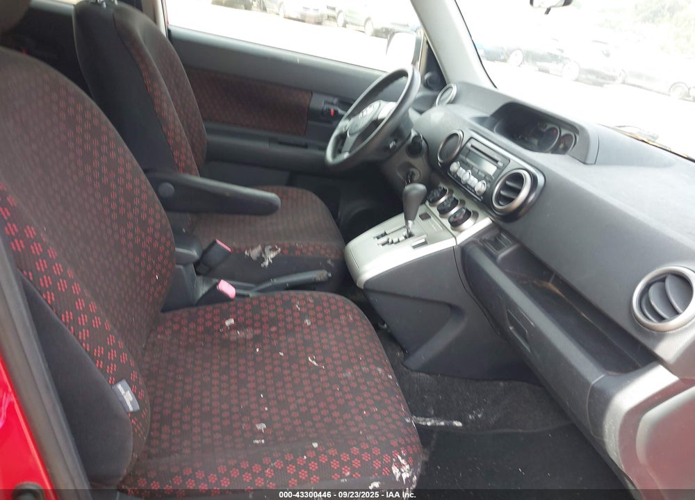 2009 SCION XB VIN: JTLKE50E691097445
