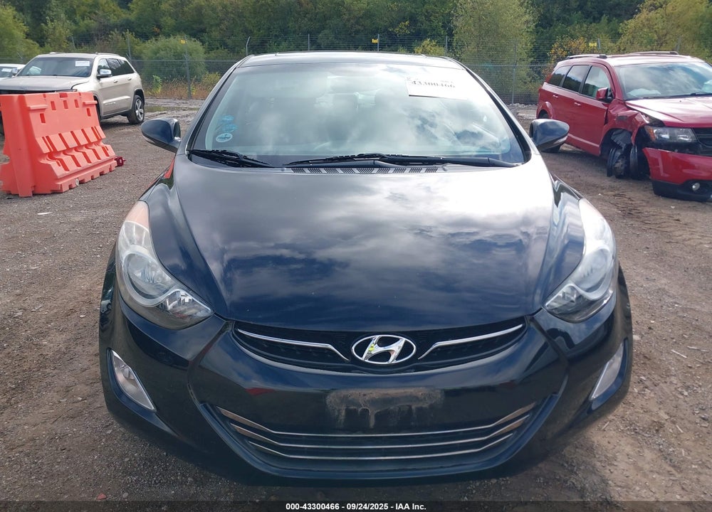 2013 HYUNDAI ELANTRA VIN: 5NPDH4AE1DH211700