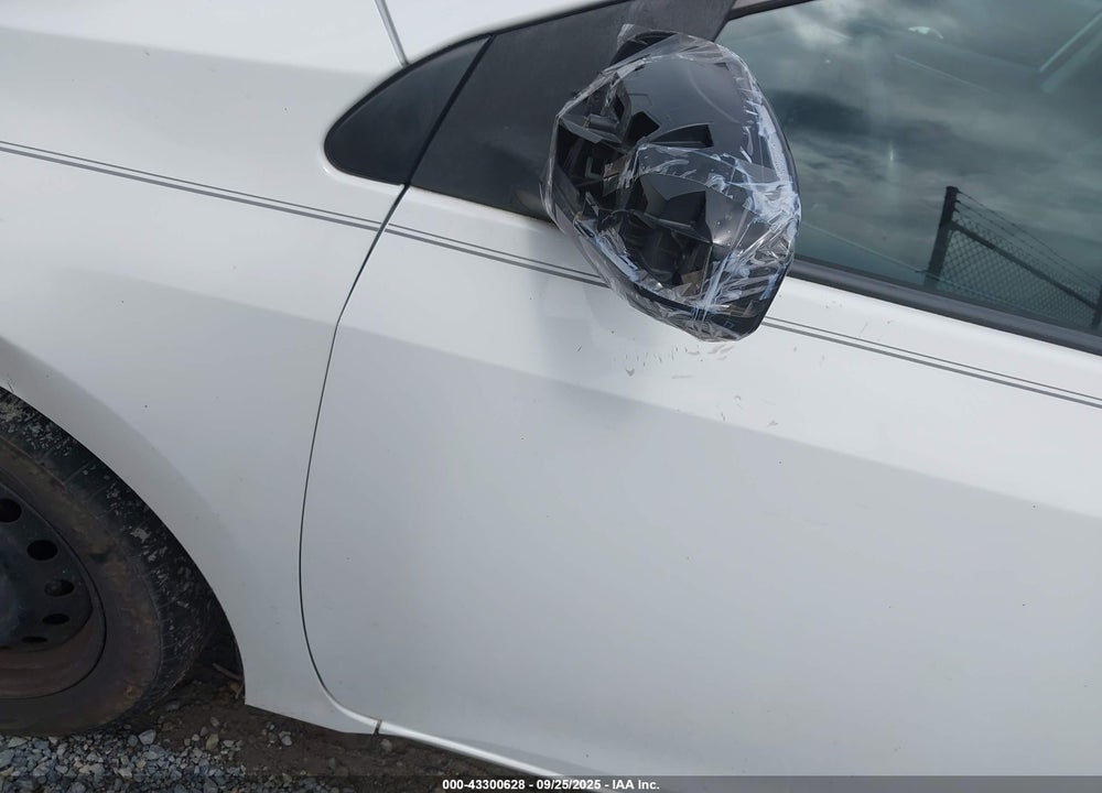 2015 TOYOTA COROLLA VIN: 5YFBURHE3FP270646