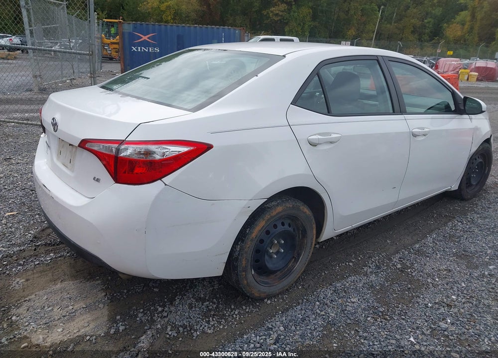 2015 TOYOTA COROLLA VIN: 5YFBURHE3FP270646