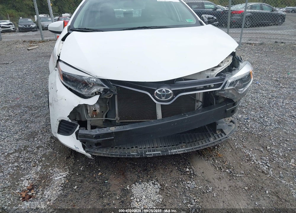 2015 TOYOTA COROLLA VIN: 5YFBURHE3FP270646