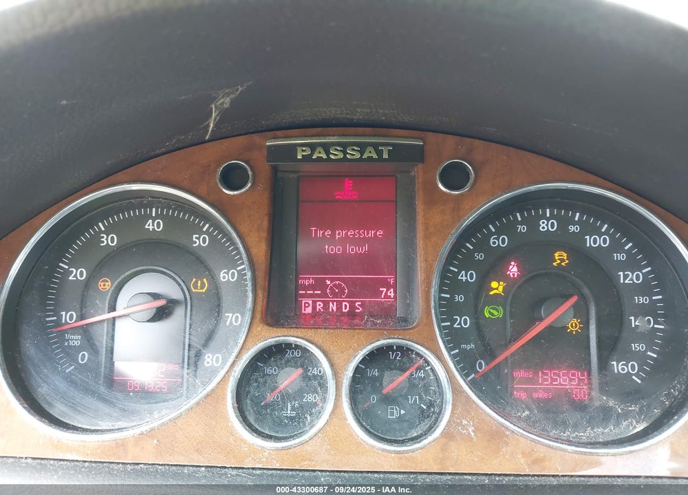 2008 VOLKSWAGEN PASSAT LUX VIN: WVWEK73CX8E198325