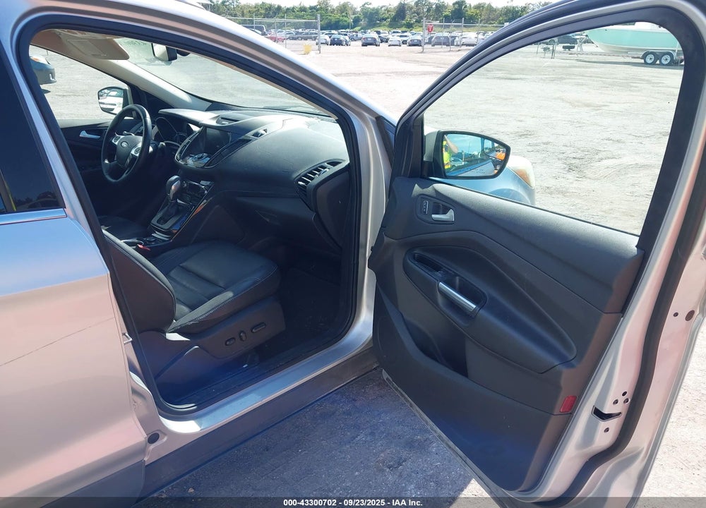 2016 FORD ESCAPE VIN: 1FMCU0J98GUB79711