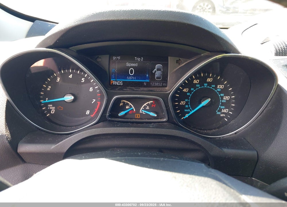 2016 FORD ESCAPE VIN: 1FMCU0J98GUB79711