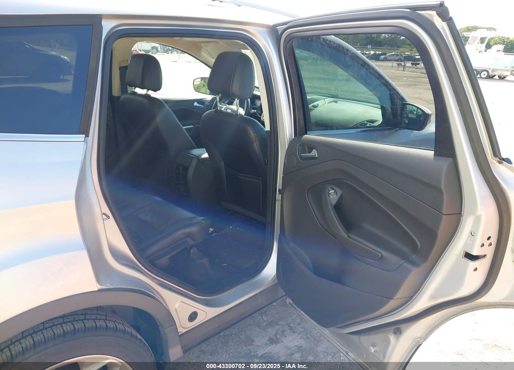2016 FORD ESCAPE VIN: 1FMCU0J98GUB79711