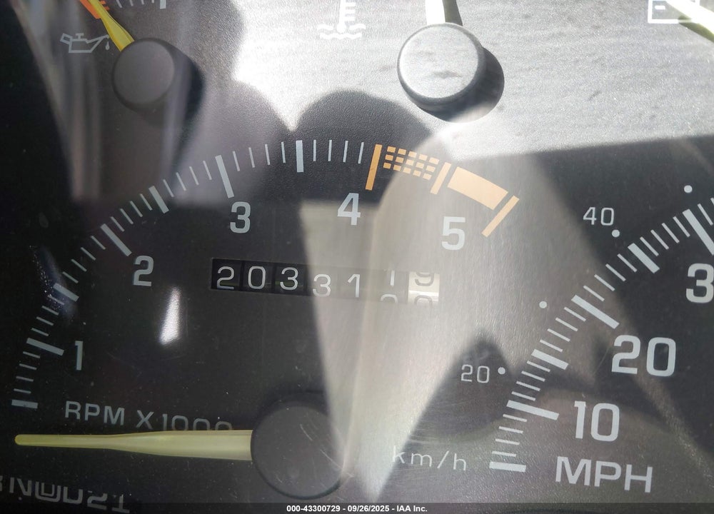 1994 CHEVROLET SUBURBAN K1500 VIN: 1GNFK16K2RJ406833