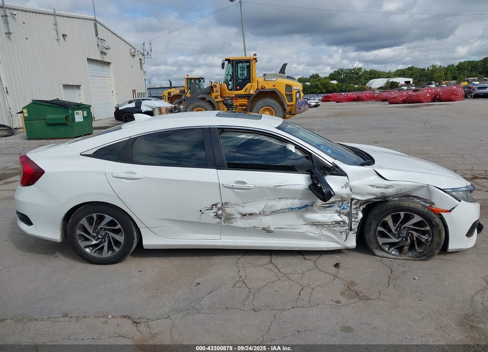 2018 HONDA CIVIC VIN: 19XFC2F73JE012315