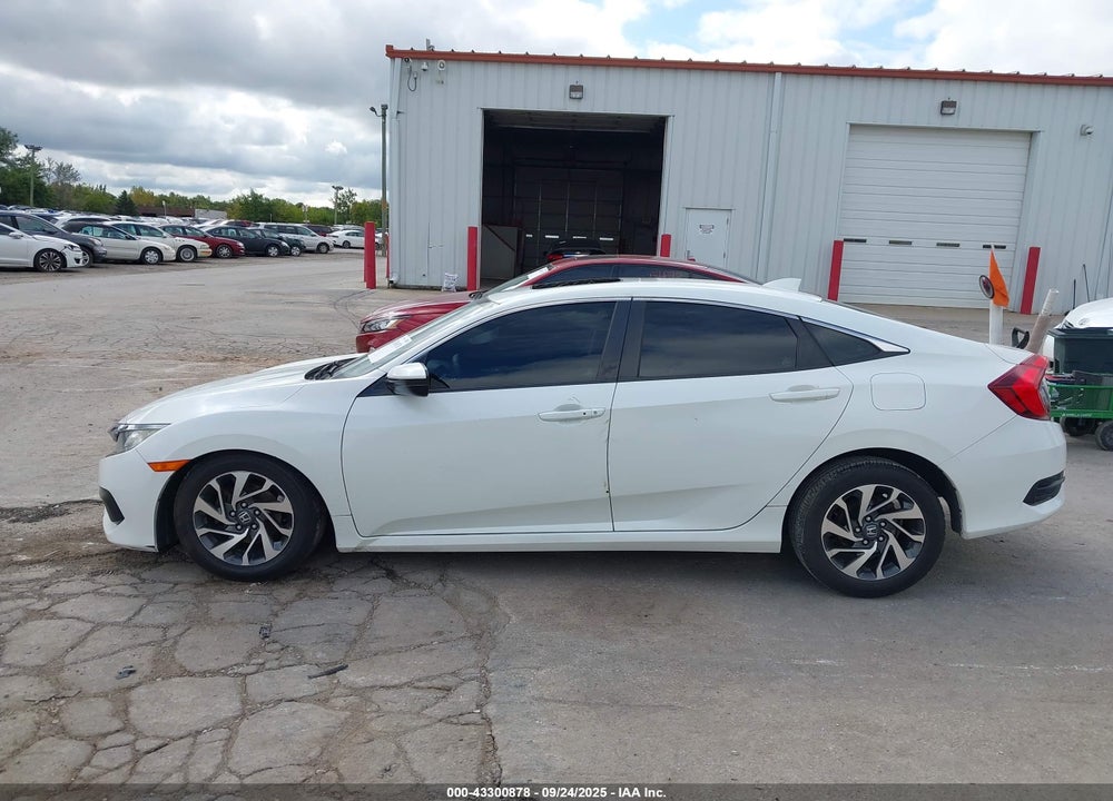 2018 HONDA CIVIC VIN: 19XFC2F73JE012315