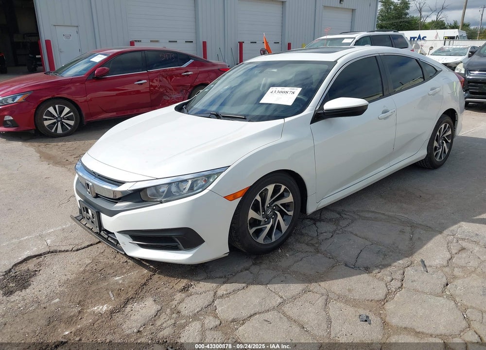 2018 HONDA CIVIC VIN: 19XFC2F73JE012315