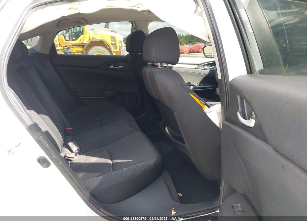 2018 HONDA CIVIC VIN: 19XFC2F73JE012315