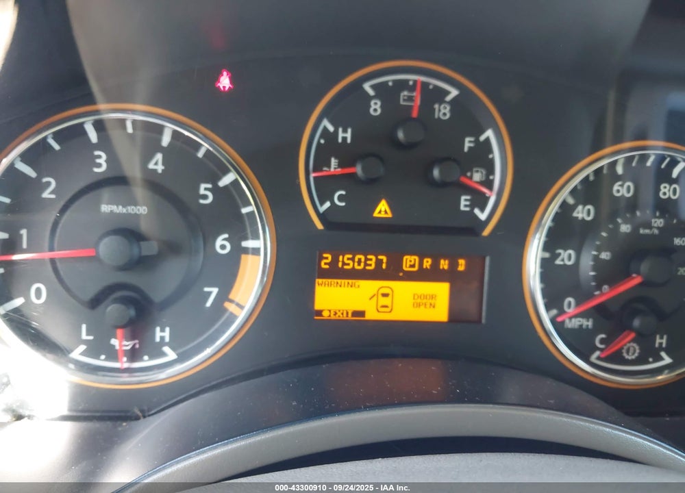 2011 NISSAN ARMADA VIN: 5N1BA0ND6BN614067