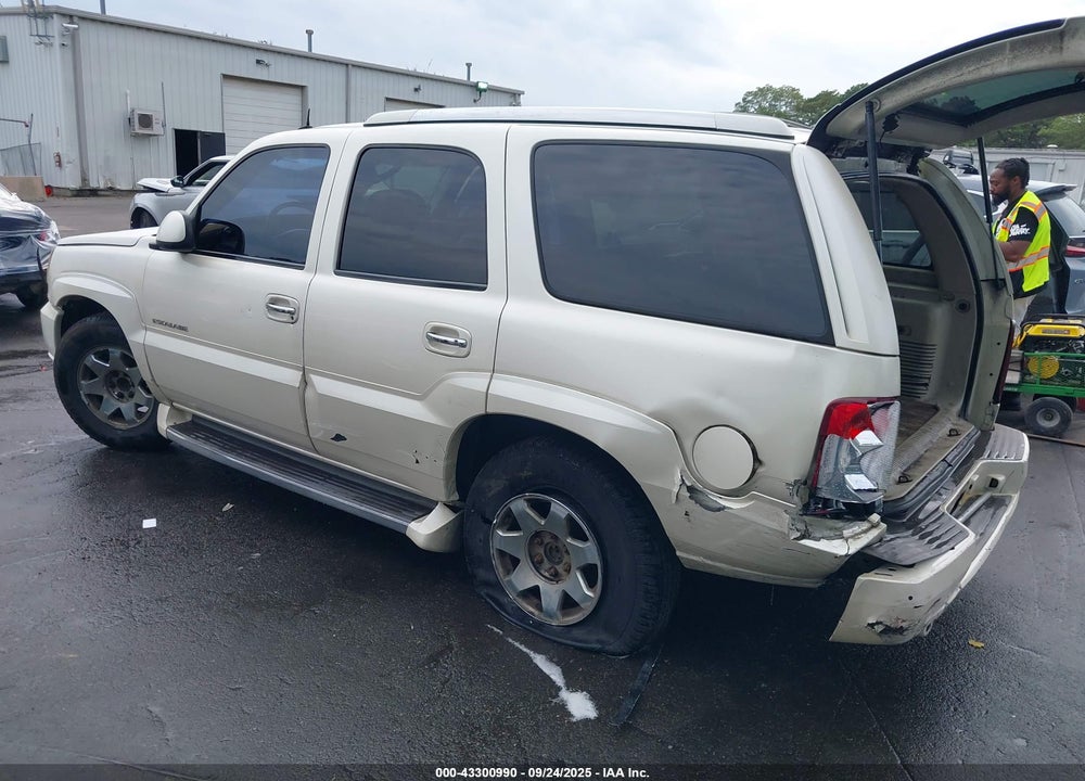 2003 CADILLAC ESCALADE STANDARD VIN: 1GYEC63TX3R195539